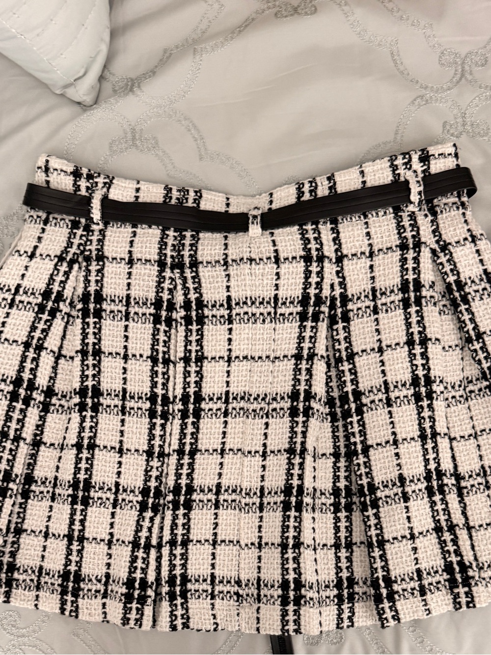 Francesca's Collections Black & White Tweed Plaid Mini Skirt with Waist Tie - Picture 2 of 3